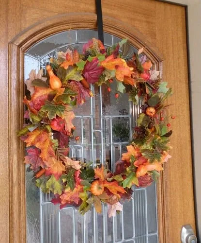 Embracing the Beauty of a DIY Fall Wreath