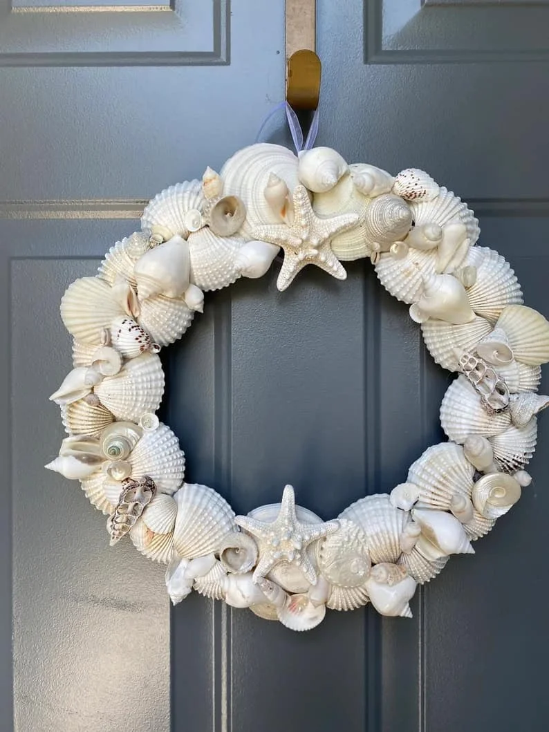 3. Guirnalda blanca de conchas marinas reales