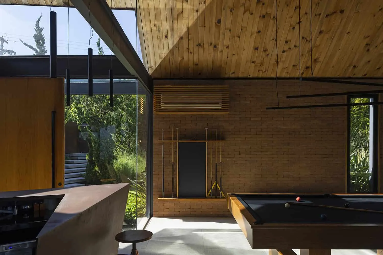 阿多西娅之家：建筑家的隐私与好客和谐设计