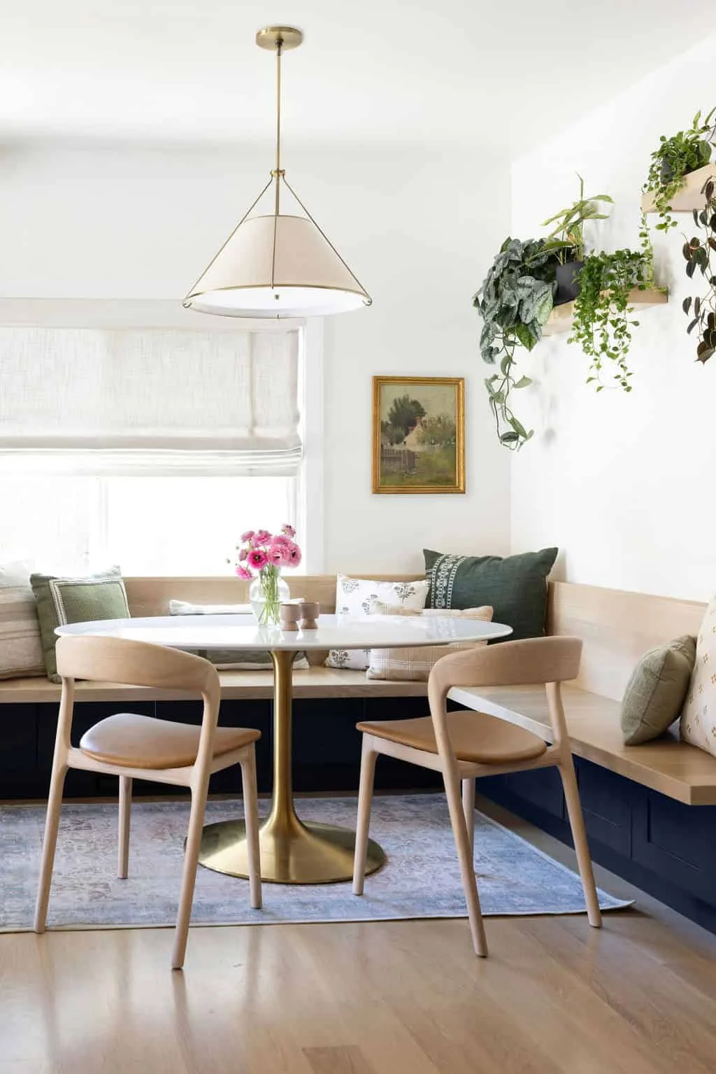 Integrating Mid-century Modern Dining Room Elements