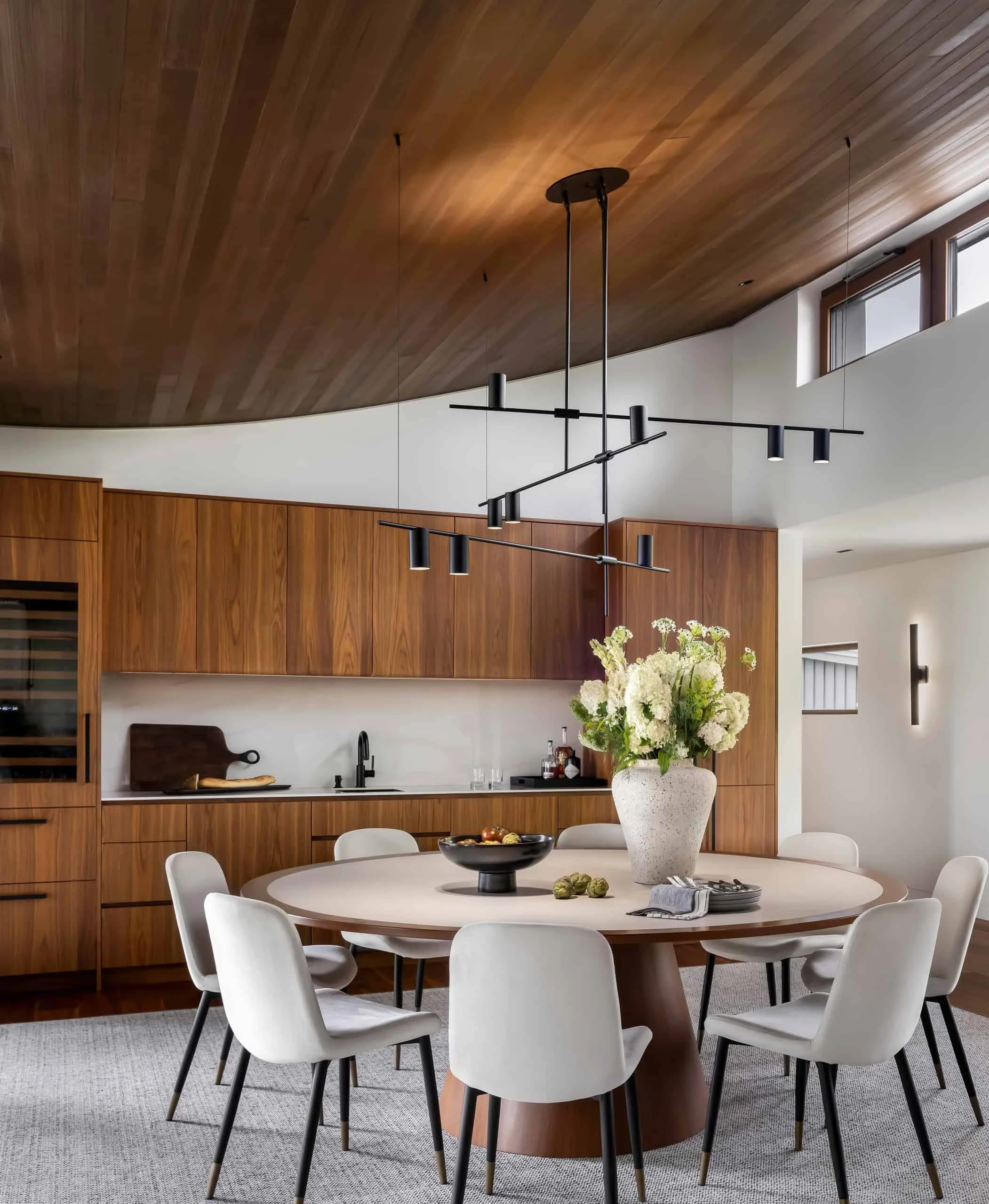 Connecting the Mid-century Modern Dining Room with the Mid-century Kitchen