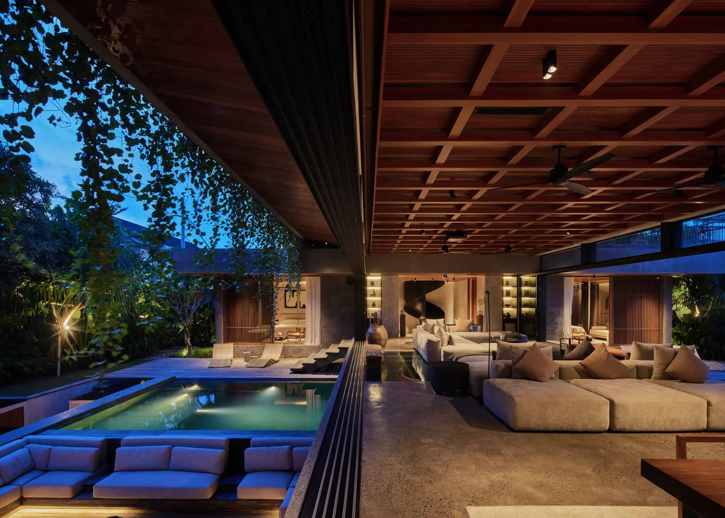 亚历克西斯·多尔尼尔展示‘自由鸟项目’:巴厘岛上的日式设计与热带现代主义融合