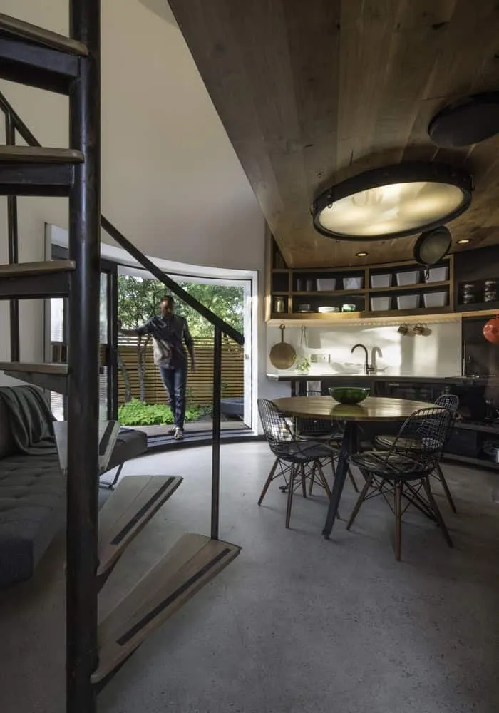 House-Silo: Grain Silo Transformed into a Modern Micro-Home in Phoenix