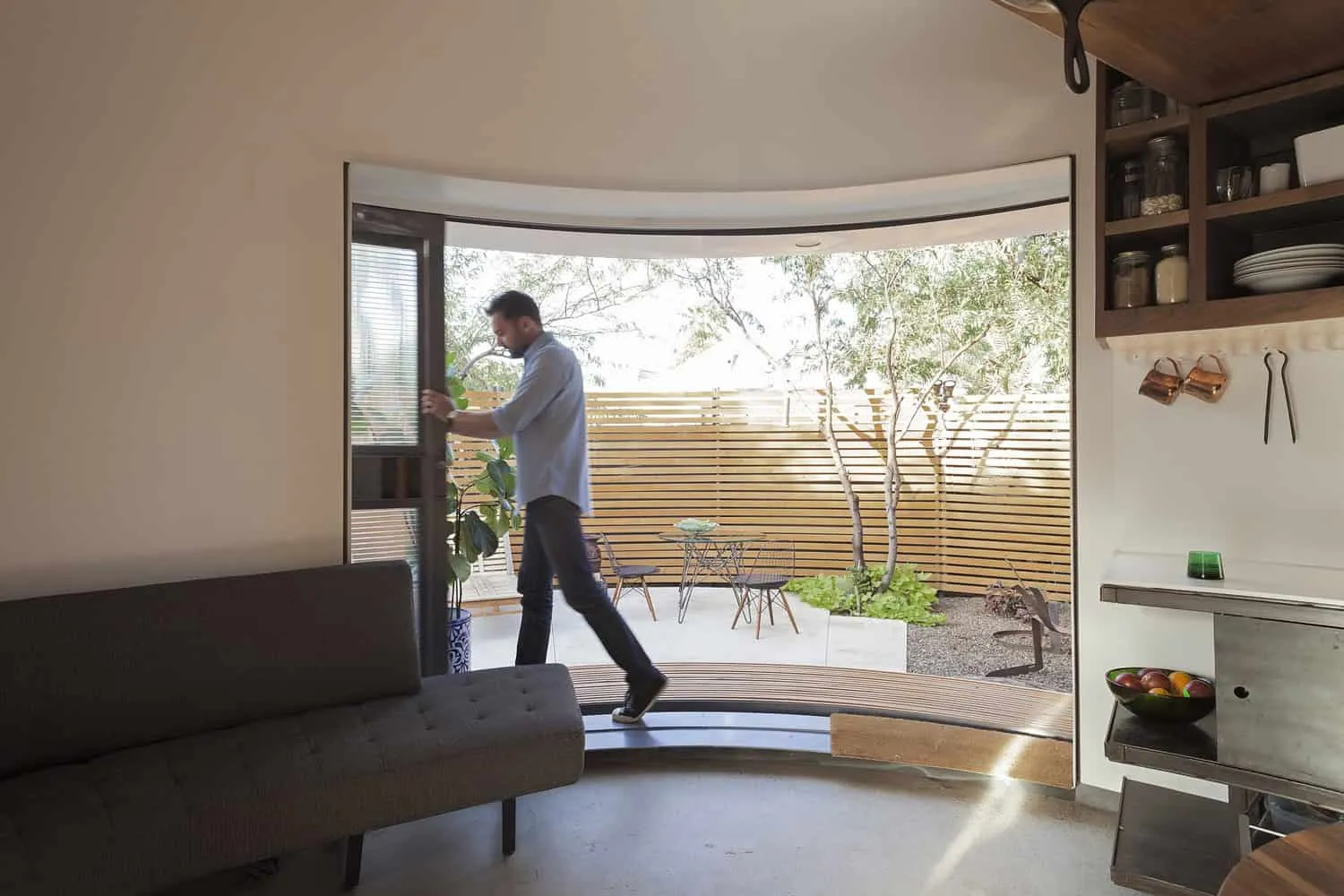 House-Silo: Grain Silo Transformed into a Modern Micro-Home in Phoenix