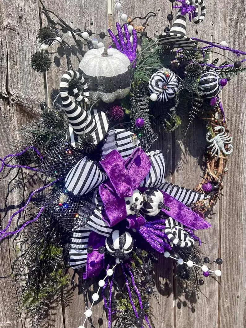 Combining Halloween Wreaths with Other Spooky Decor