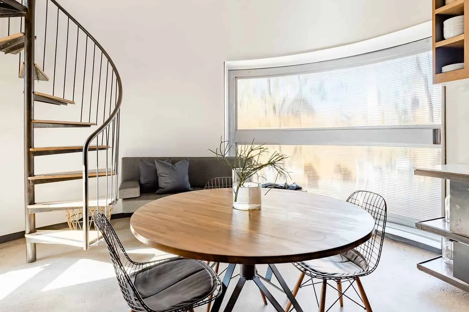 House-Silo: Grain Silo Transformed into a Modern Micro-Home in Phoenix