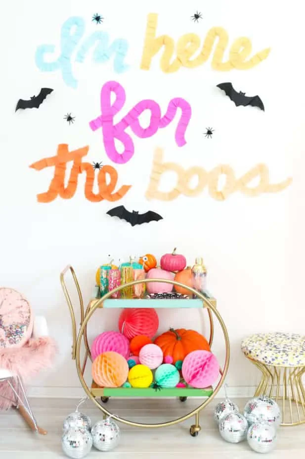 Creando una atmósfera aterradora con almohadas fantasma