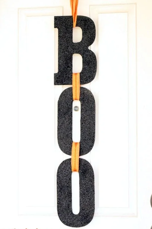 Paredes aterradoras con marcos espeluznantes