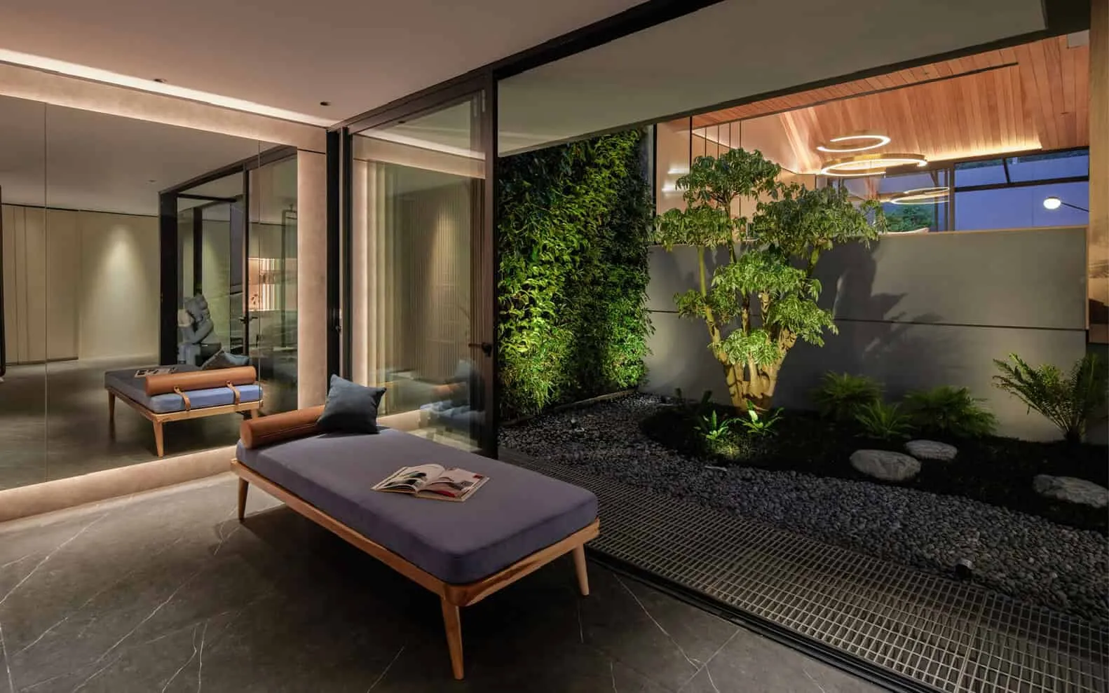 Jardin House: Un oasis urbano sostenible en Bandung de Patio Livity