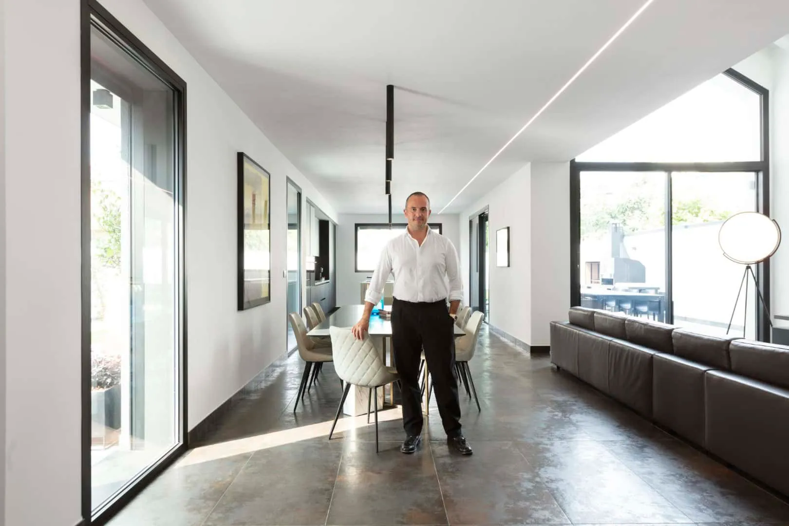 马尔泰萨纳，安尼切建筑事务所的奢华别墅：米兰郊区的几何杰作