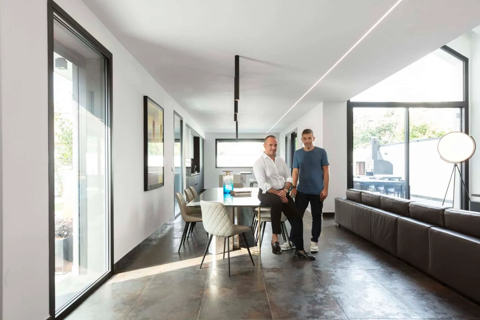 马尔泰萨纳，安尼切建筑事务所的奢华别墅：米兰郊区的几何杰作