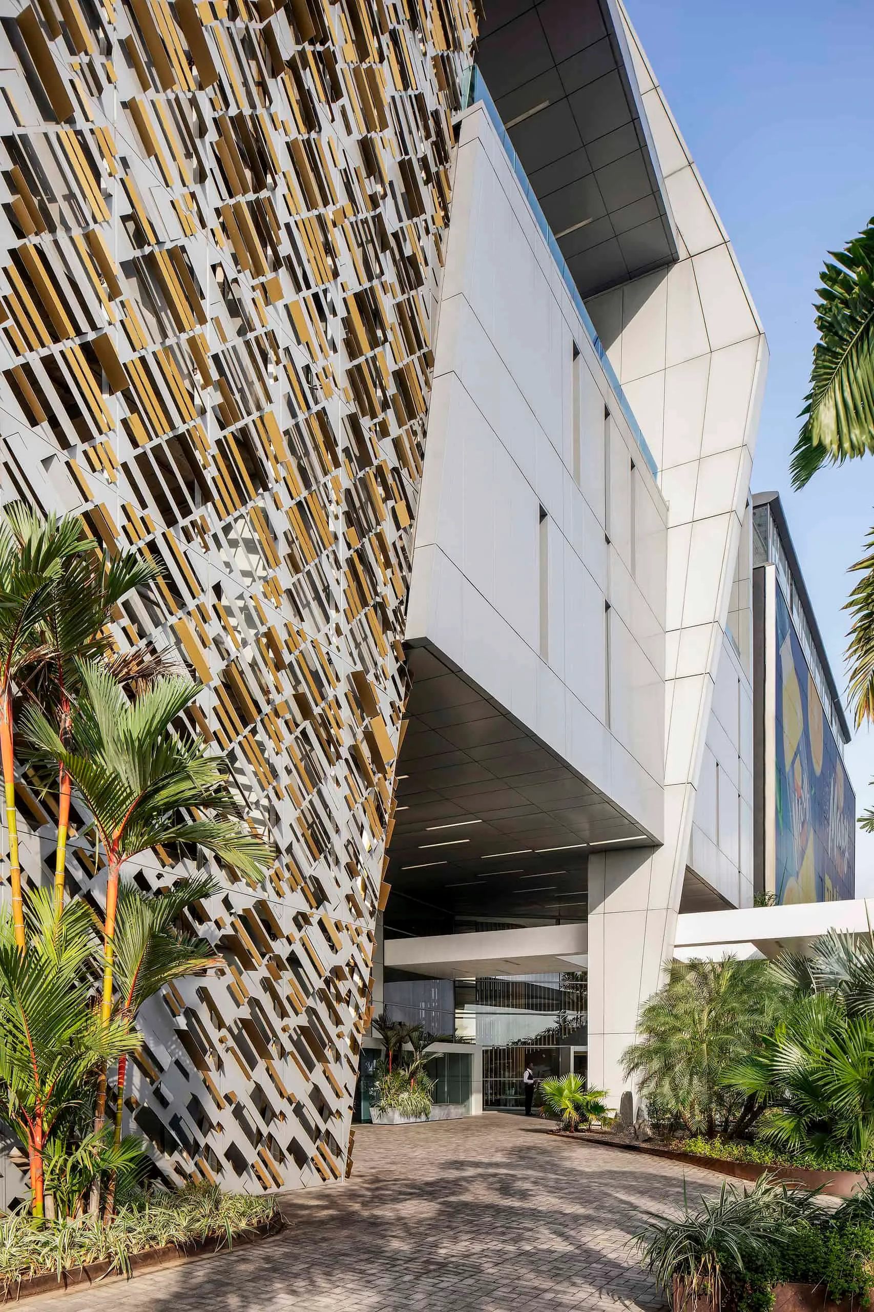 Noom Hotel Abidjan Plateau by SAOTA: A New Landmark in West African Hospitality