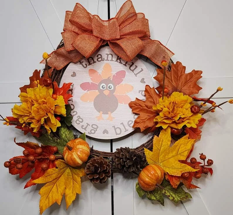 Elegant Floral Arrangements & Whimsical Themes