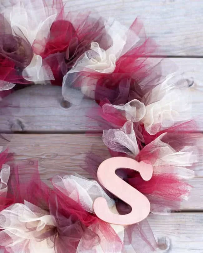 Ramo navideño de tulle