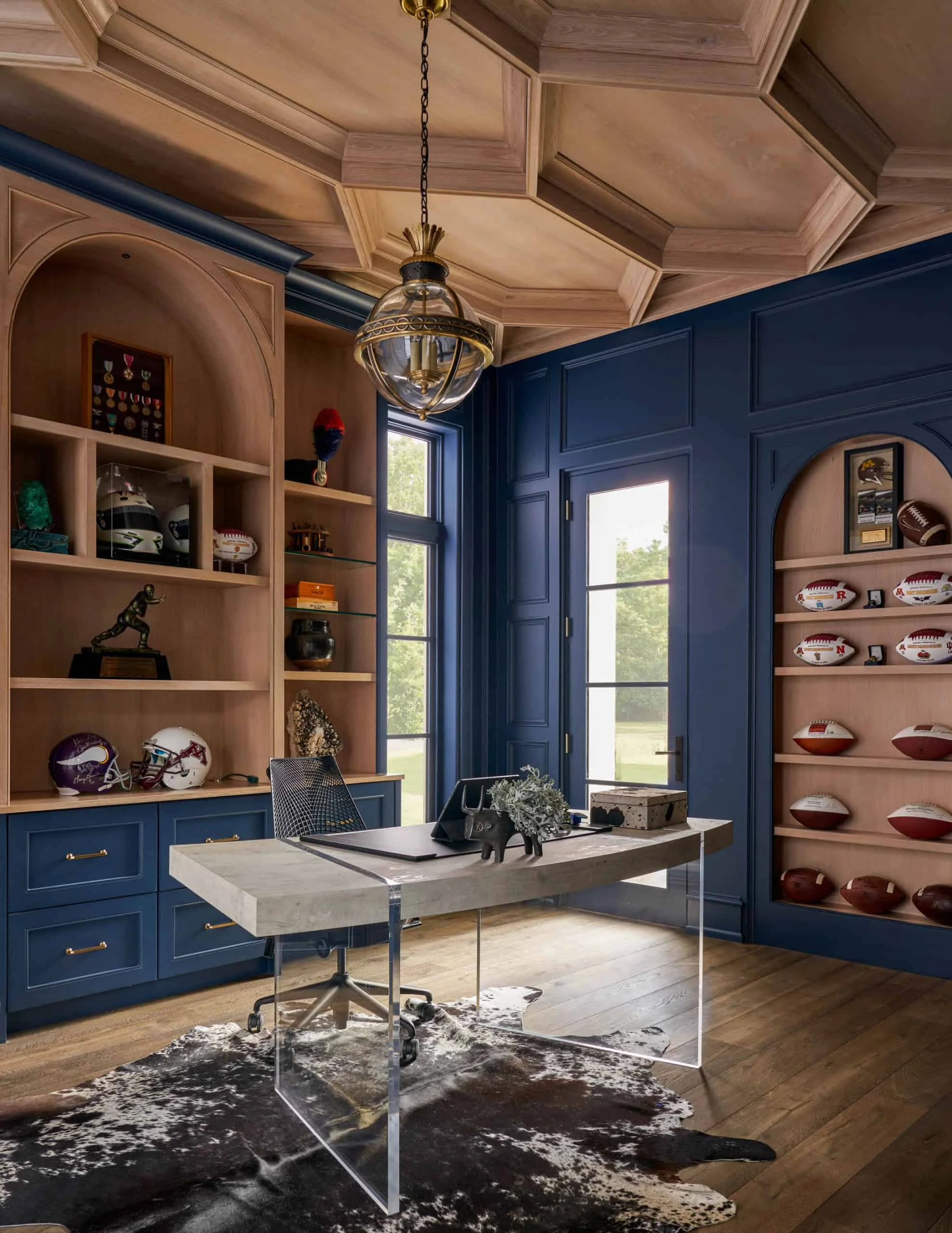 Persönlichkeit durch Kunst und Accessoires hinzufügen