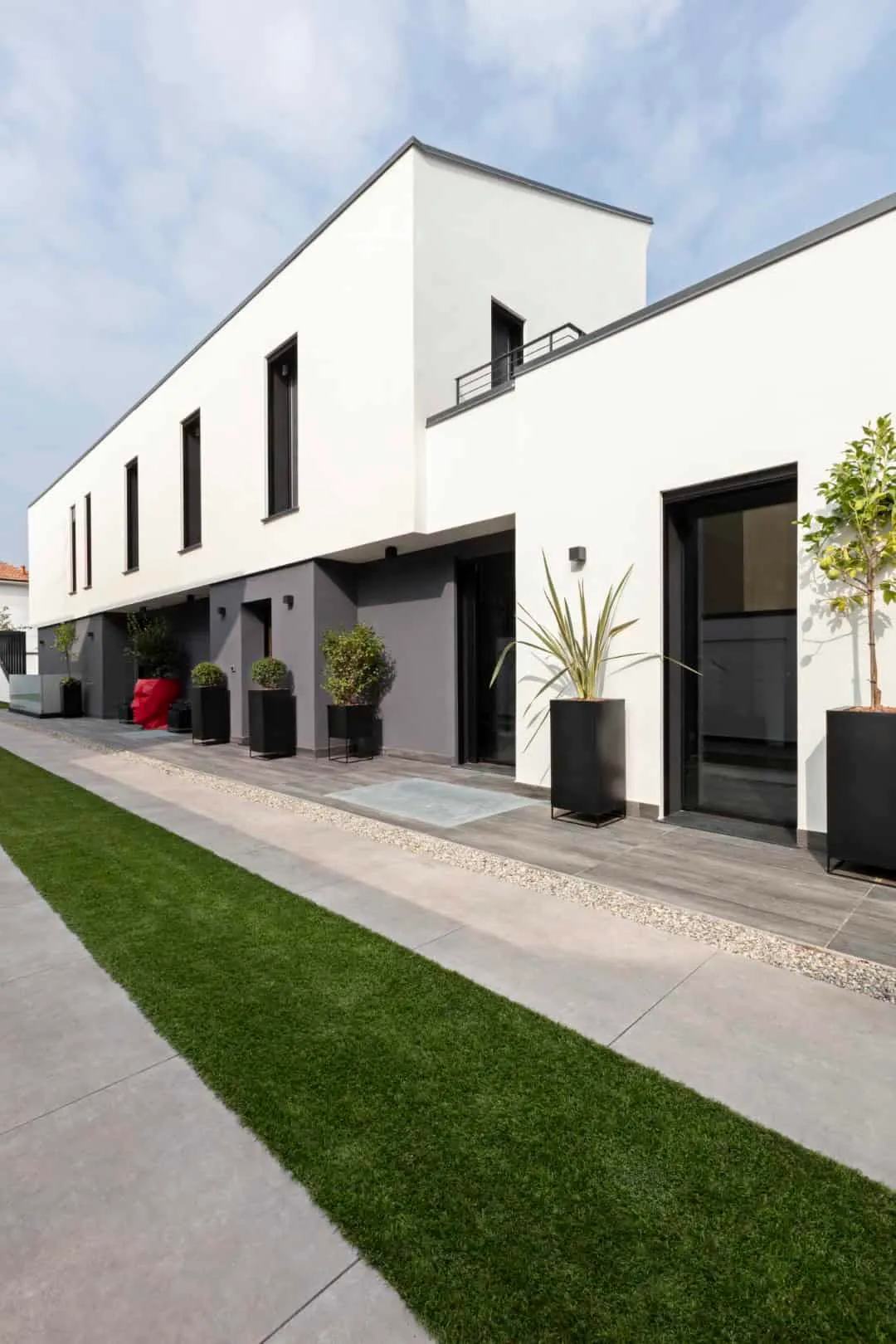 马尔泰萨纳，安尼切建筑事务所的奢华别墅：米兰郊区的几何杰作