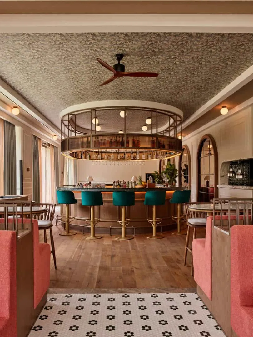 HYDE готель Бодрум за проектом архітектури та інтер'єру Йесим Козанлы