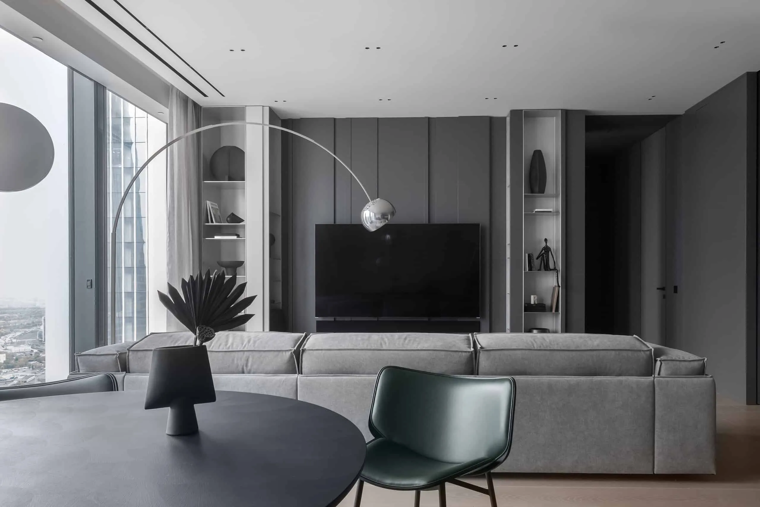 NEVATOWERS住宅综合体公寓设计：现代极简主义改造