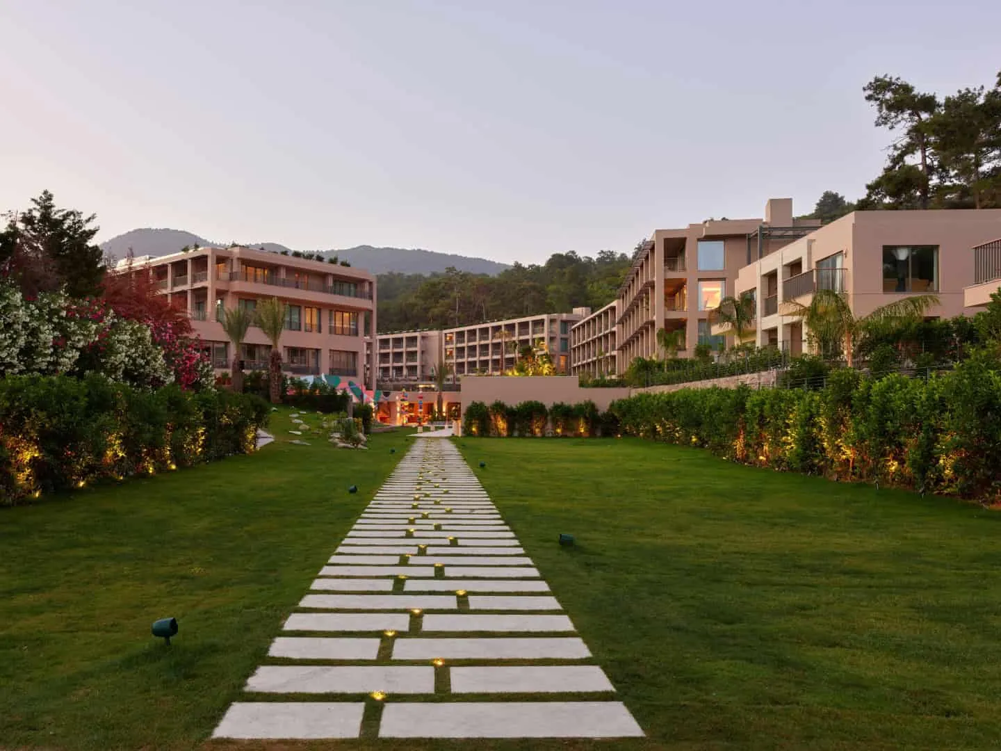 HYDE готель Бодрум за проектом архітектури та інтер'єру Йесим Козанлы