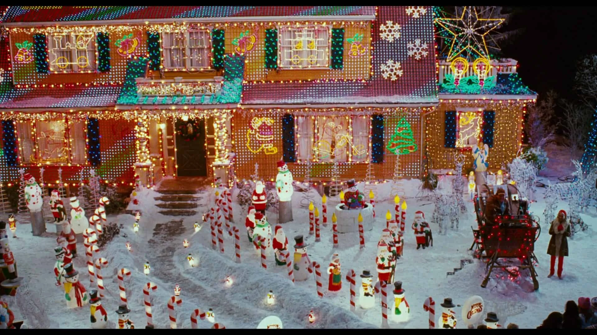 11. Casa de los Buller – Deck the Halls