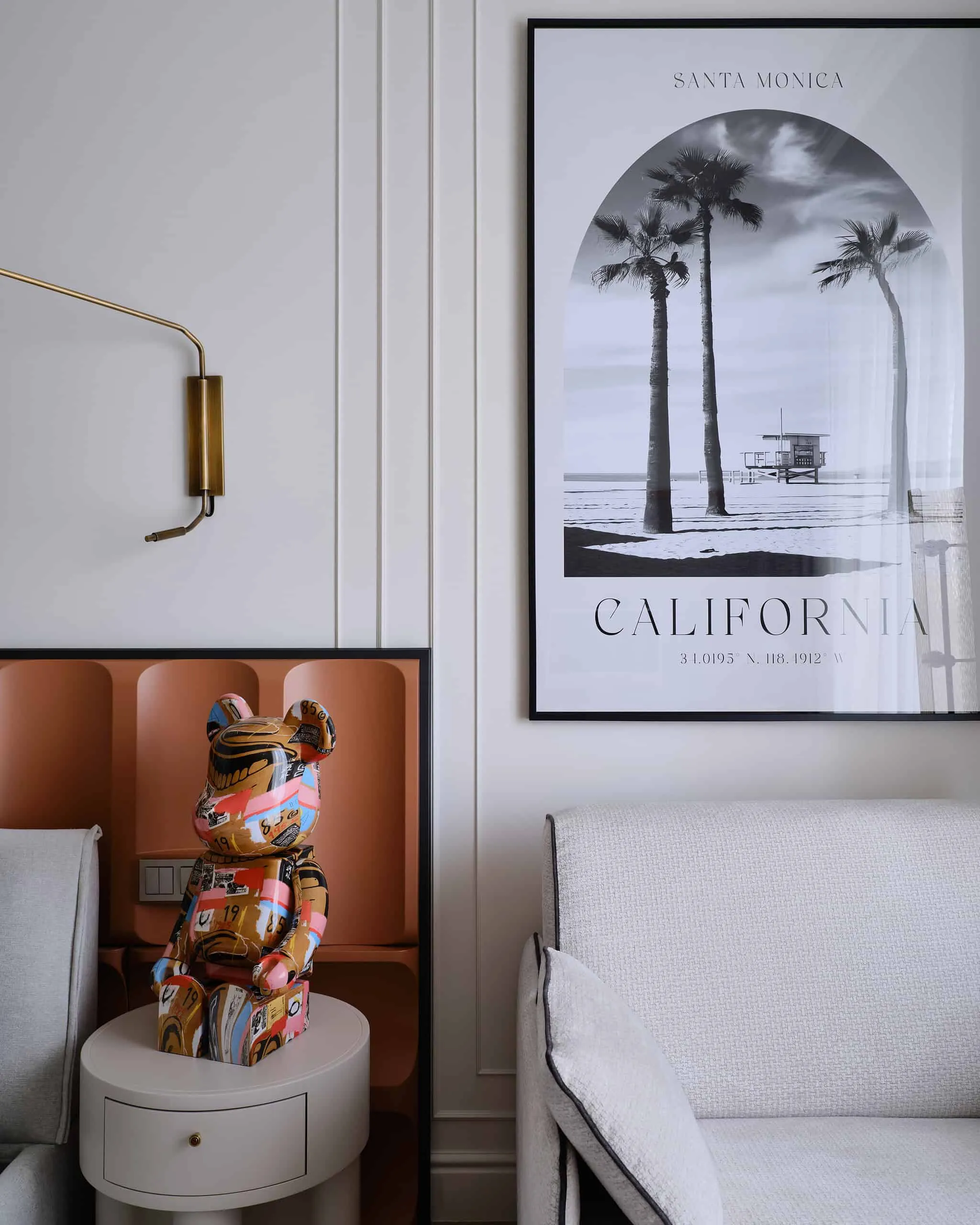 法式优雅与美式舒适在莫斯科公寓中的完美融合，由Simple Interiors设计