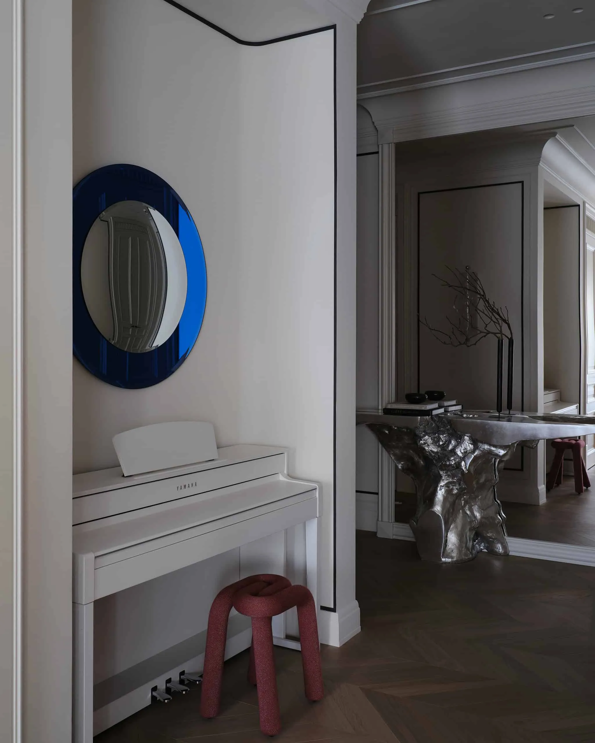 法式优雅与美式舒适在莫斯科公寓中的完美融合，由Simple Interiors设计