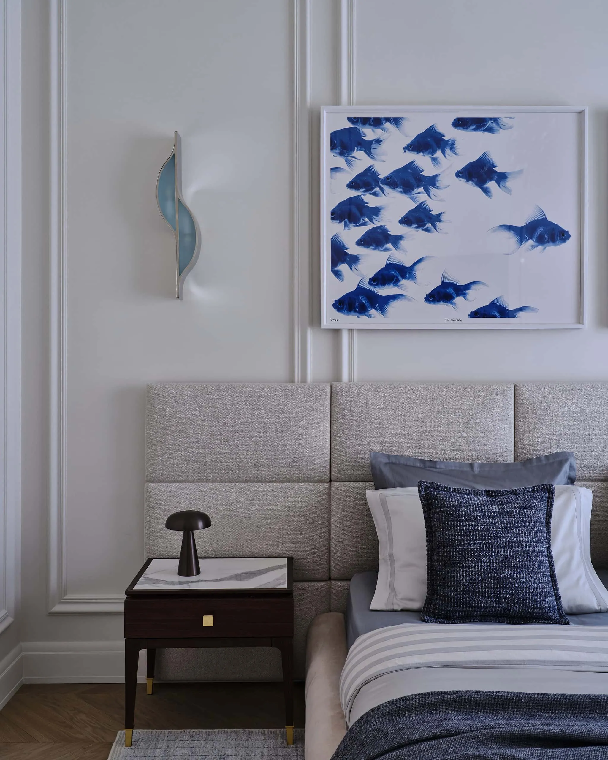 法式优雅与美式舒适在莫斯科公寓中的完美融合，由Simple Interiors设计