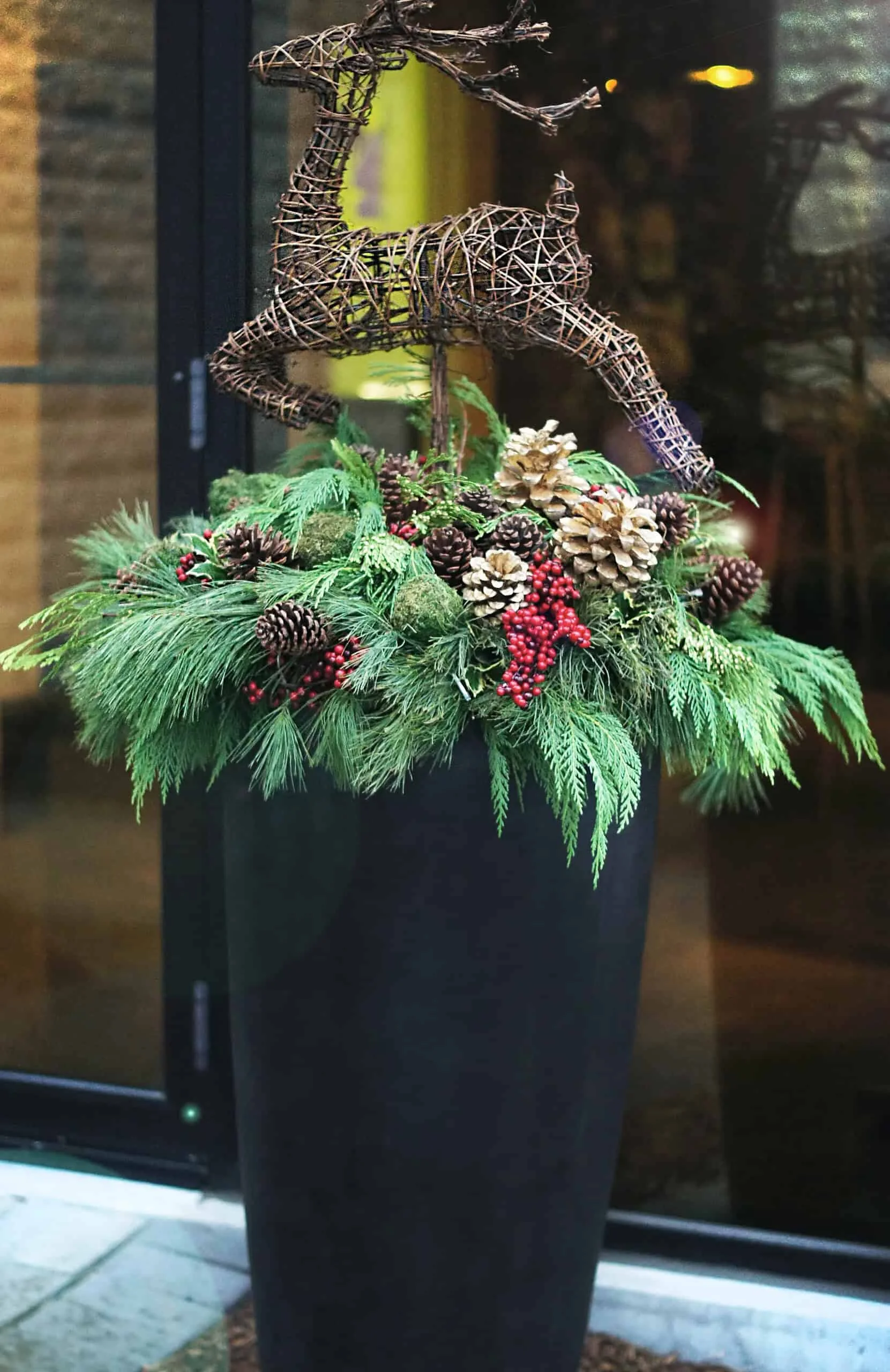 Jarrón invernal hecho a mano