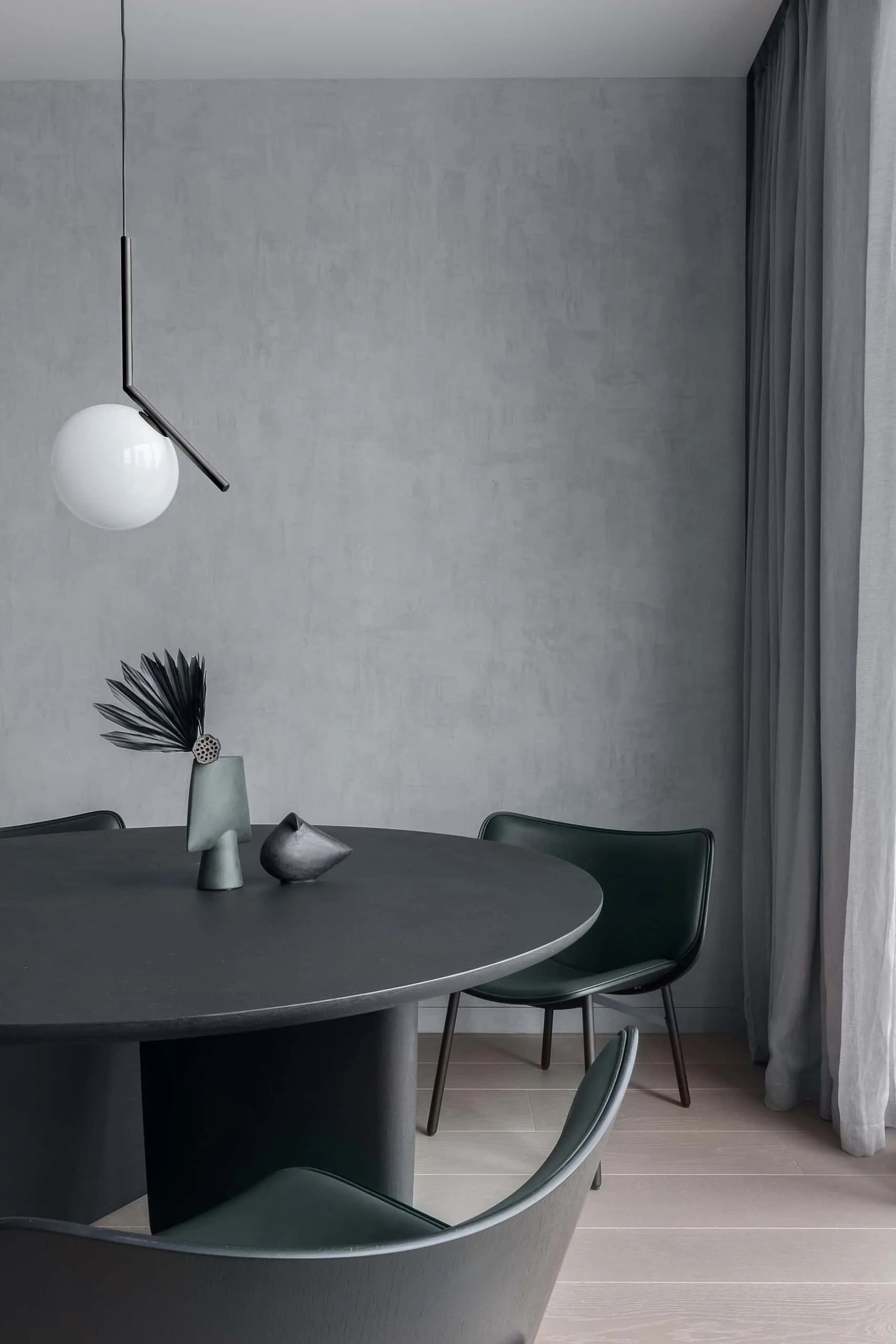 NEVATOWERS住宅综合体公寓设计：现代极简主义改造