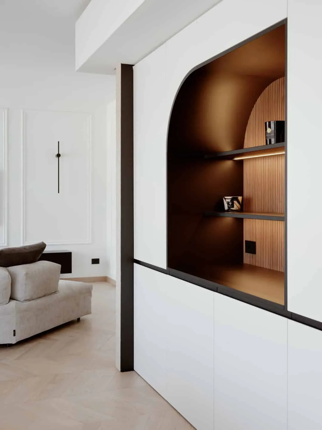 Tape House in Verona: Modern Sanctuary of Light and Style