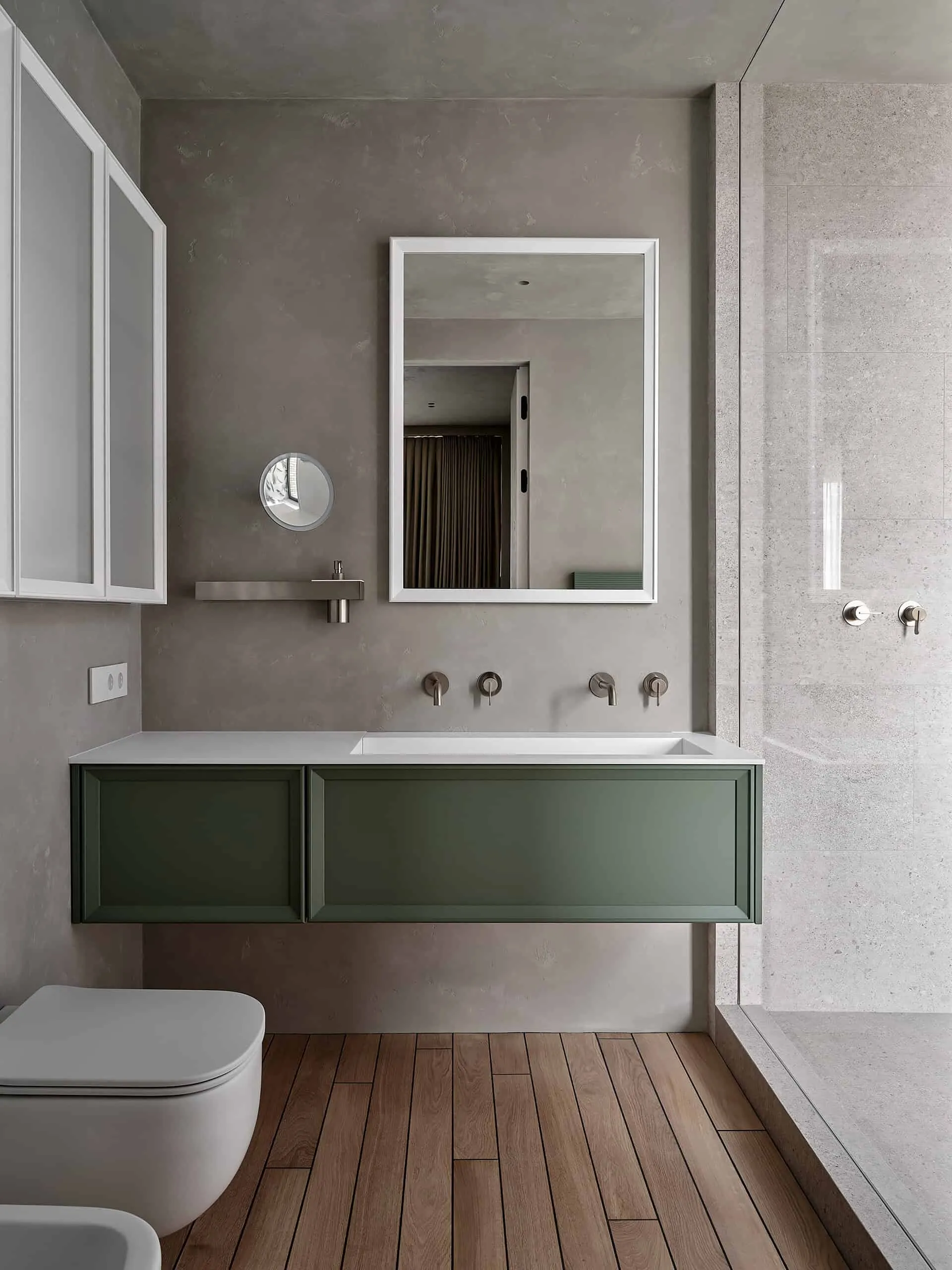 Квартира з тяжким характером — портретний вид 30, консоль і дзеркало