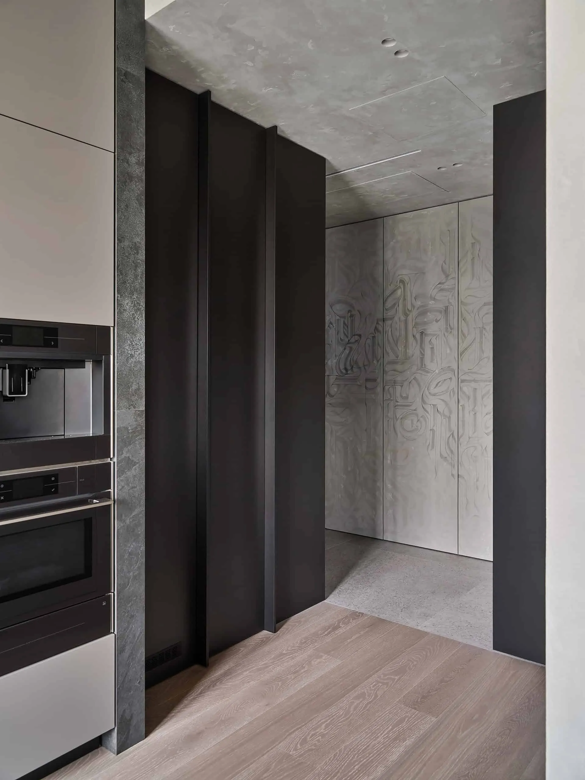 Квартира з тяжким характером — портретний вид 12, деталі стелажу