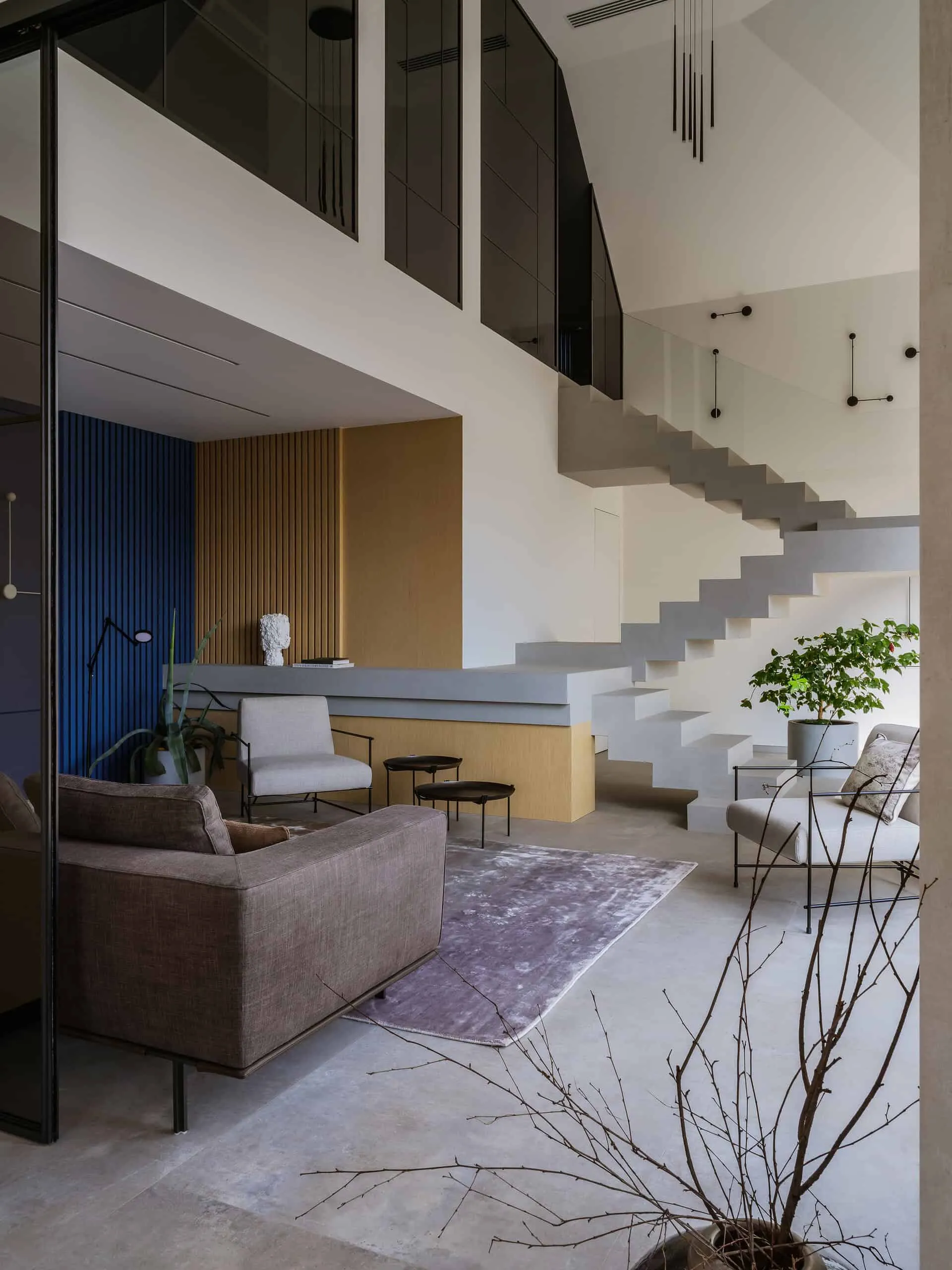 House with Flying Staircase: Minimalist Renovation by Makedesign Studio