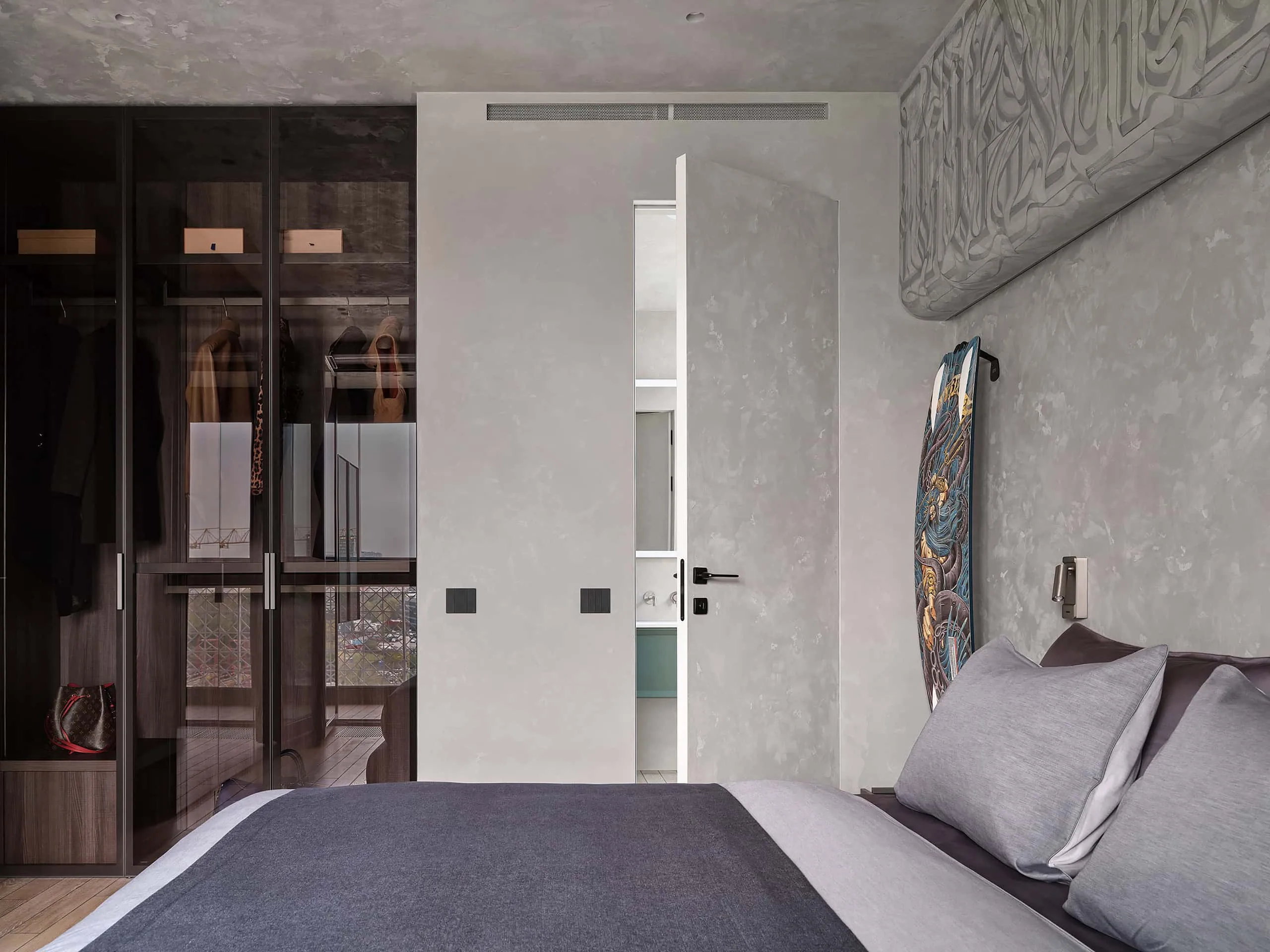 Квартира з тяжким характером — вид 17, сидіння і мистецтво