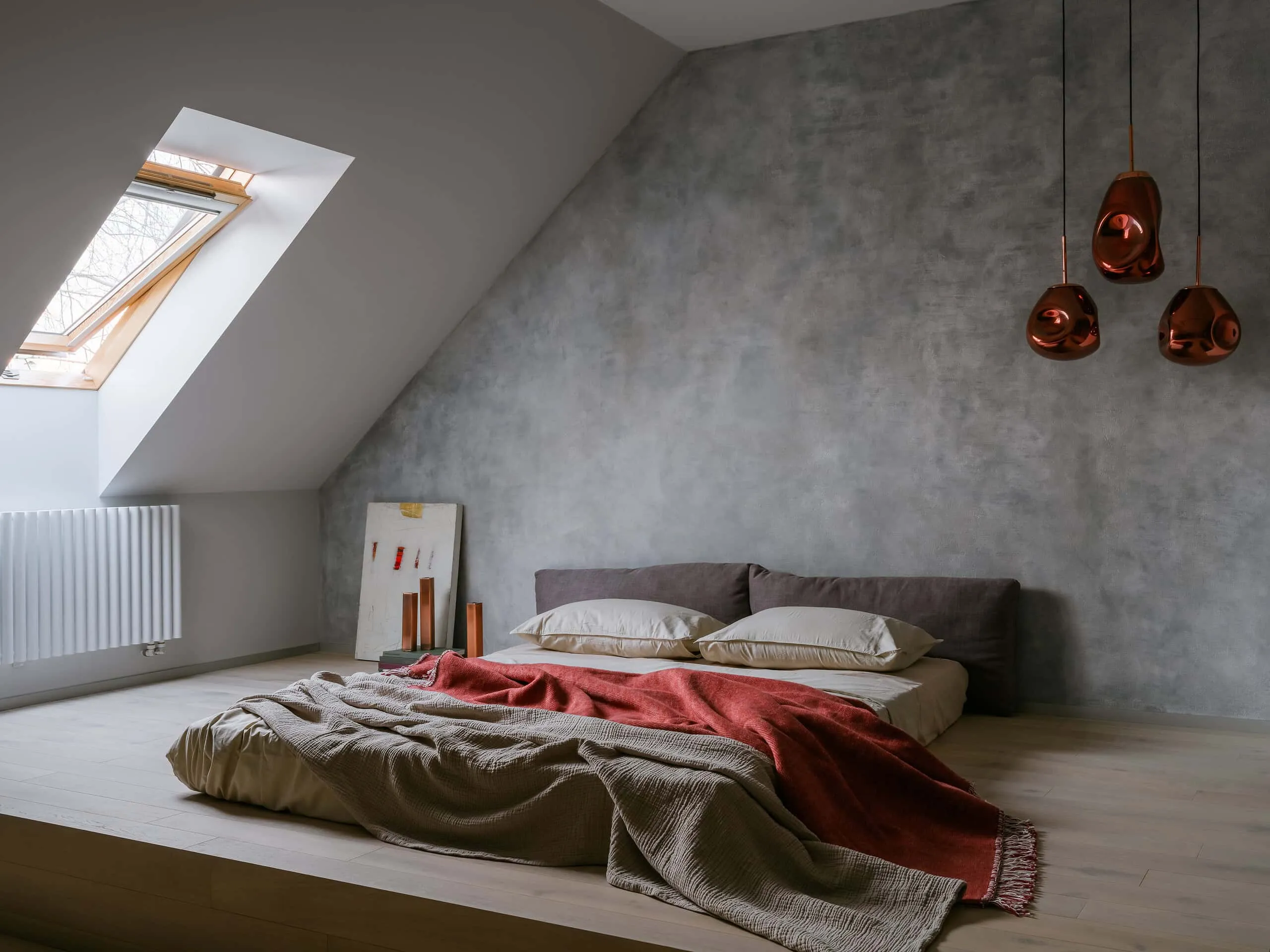 House with Flying Staircase: Minimalist Renovation by Makedesign Studio