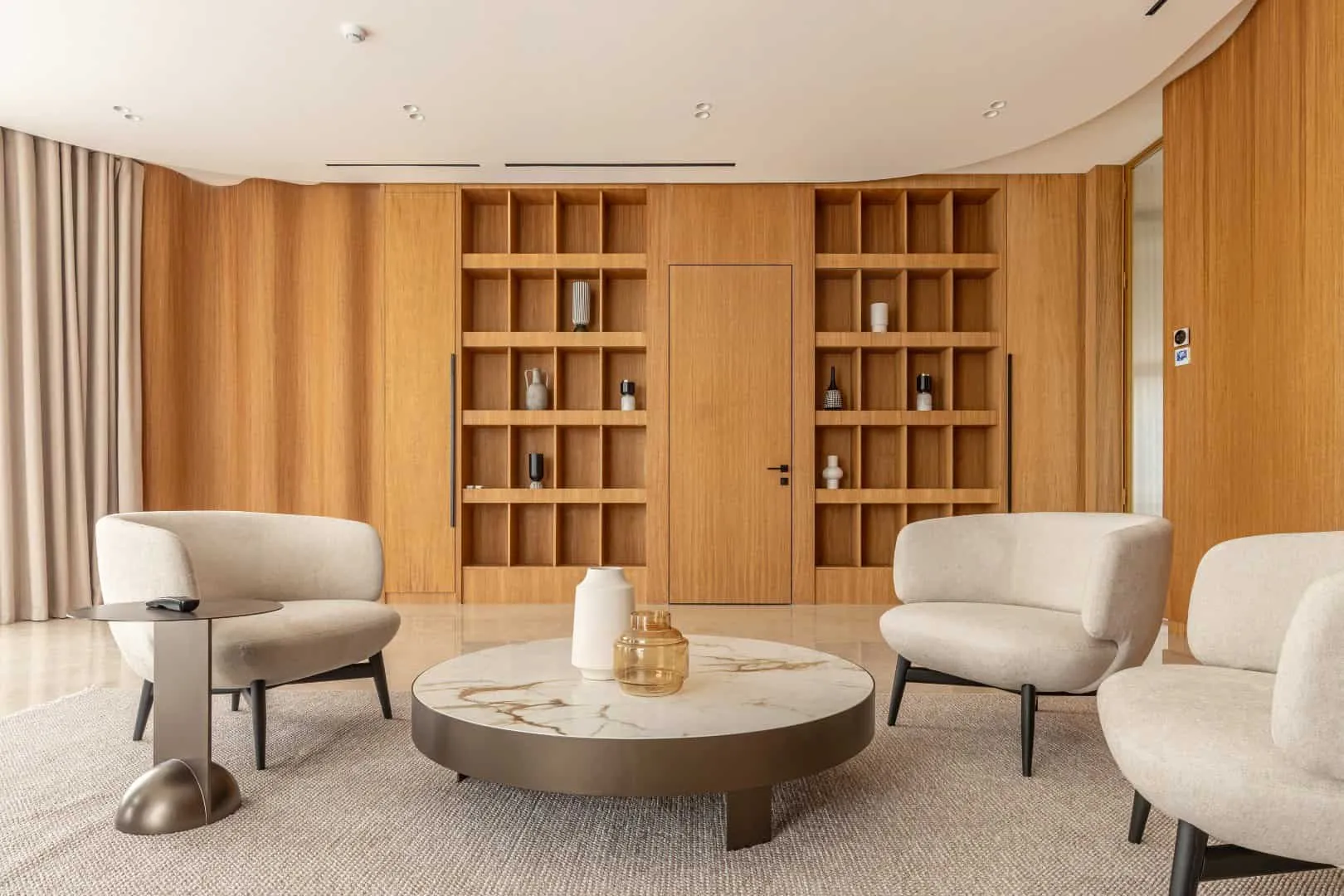 塔什干家用办公室：功能性与舒适性的和谐结合