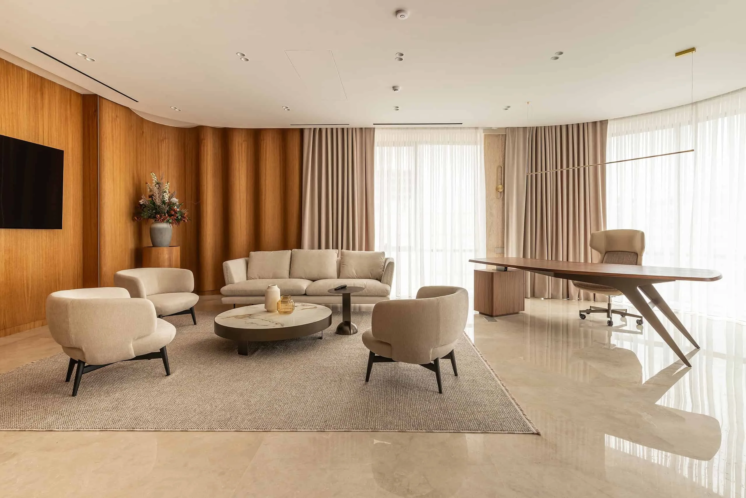 塔什干家用办公室：功能性与舒适性的和谐结合