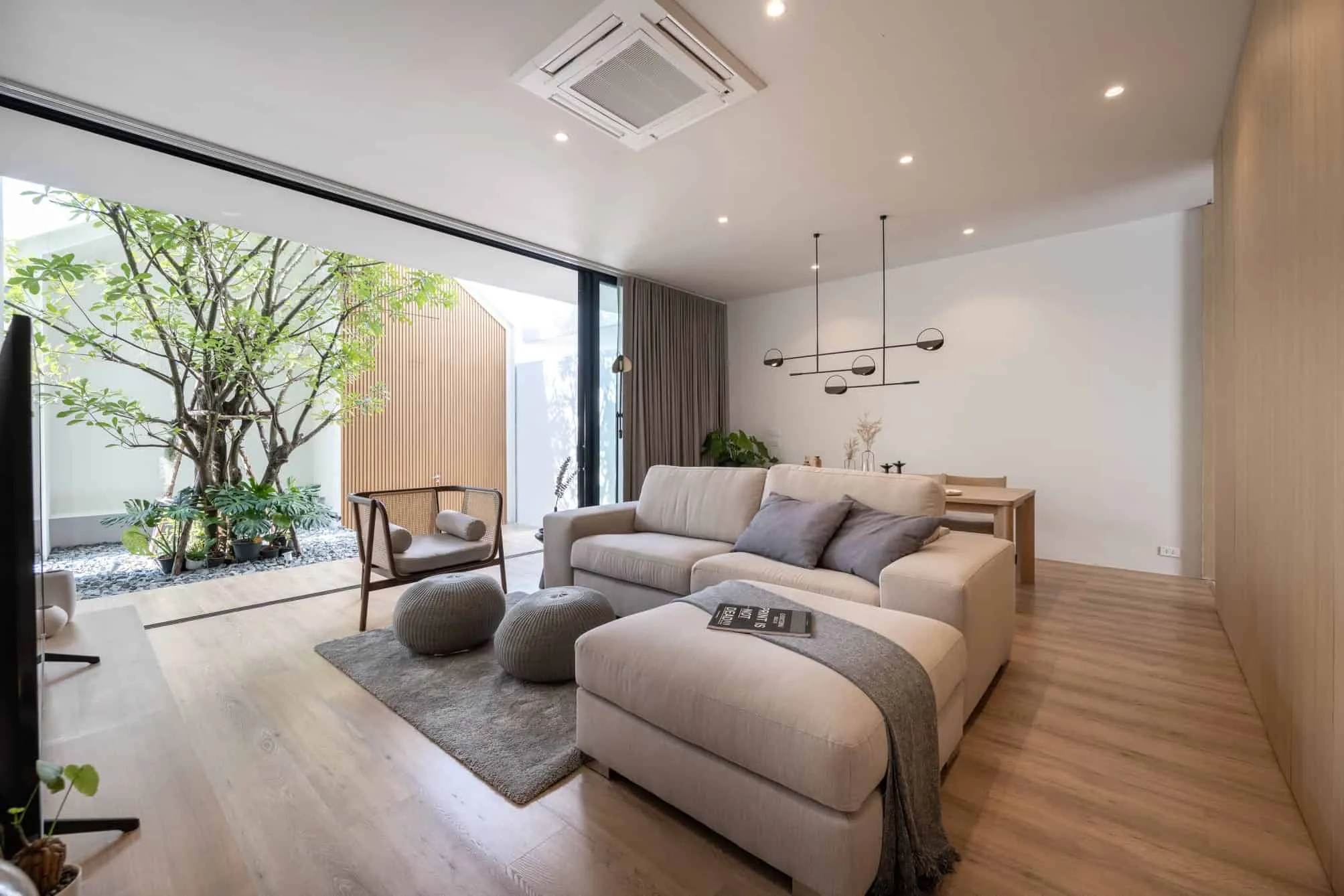 Повний будинок | WARchitect | Бангкок, Таїланд