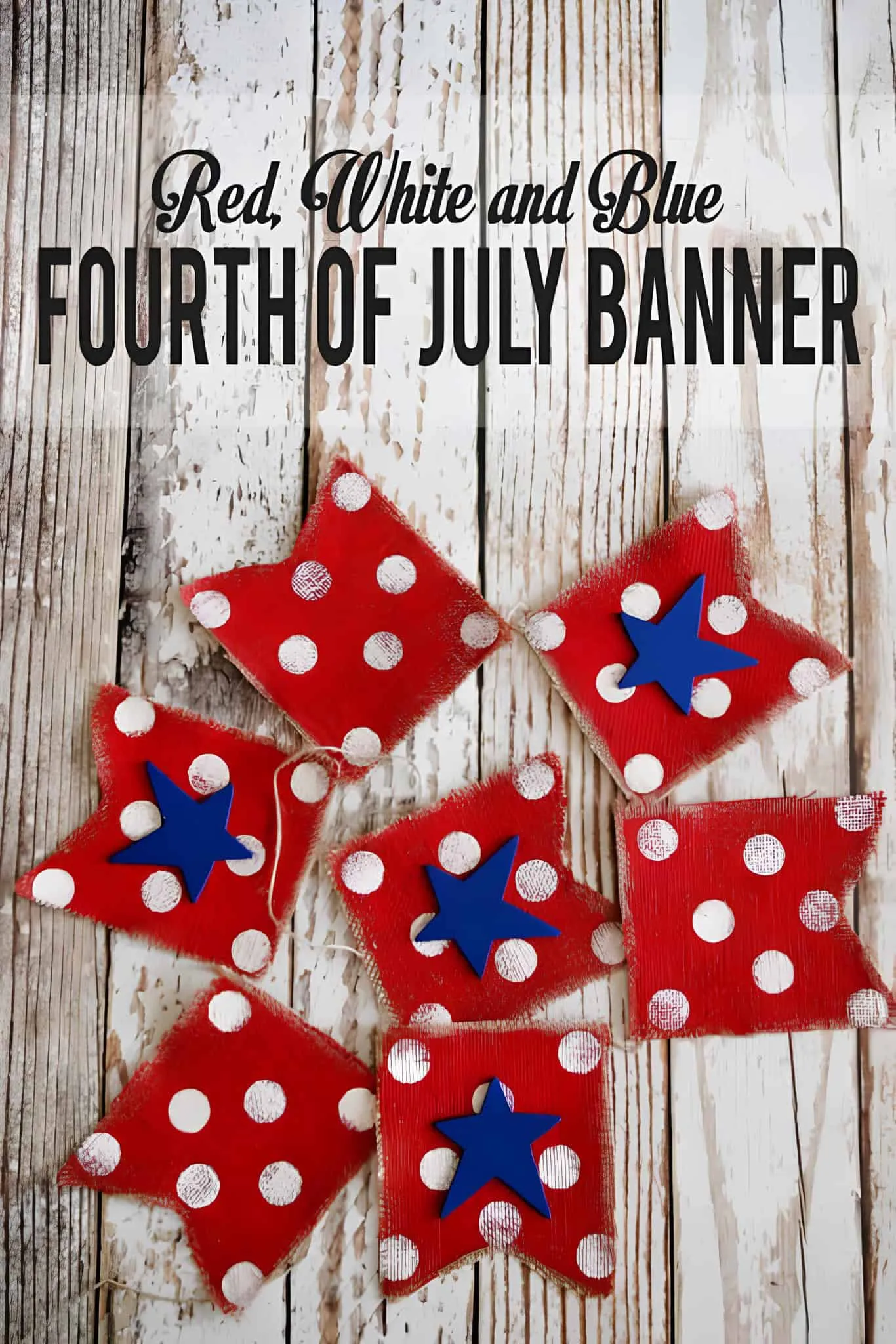 节日红袋子条纹星星领结，配有木制星星