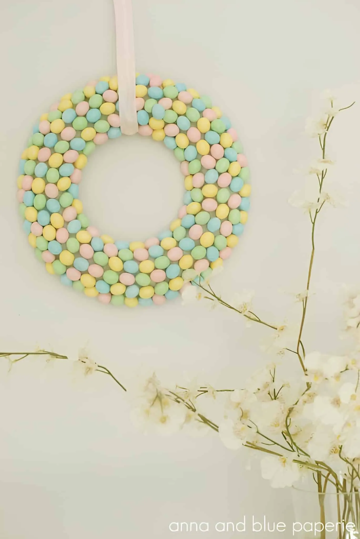 200+ 美丽的复活节门饰创意,适用于 2025 年 由糖果装饰制成的粉彩复活节门饰,用于春季大门装饰