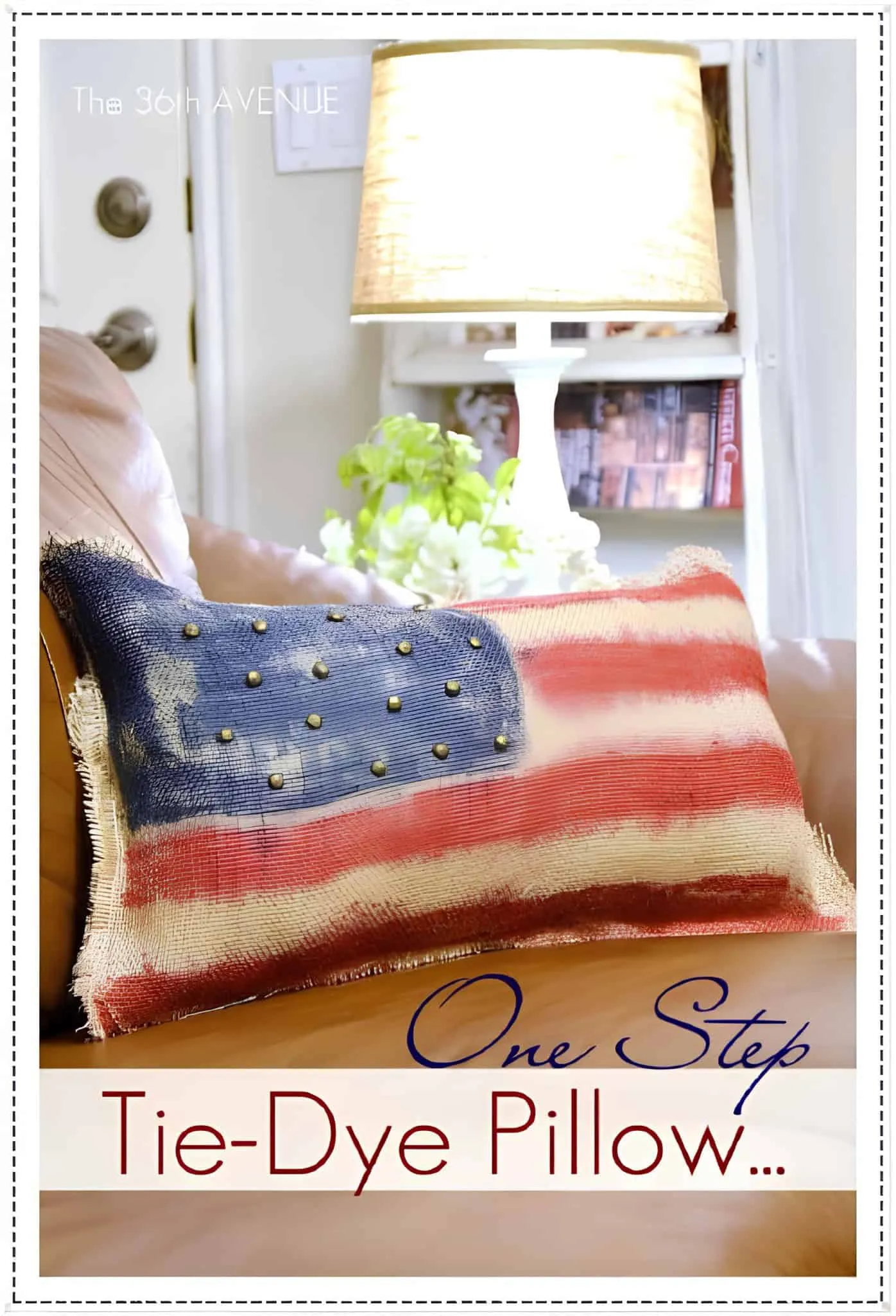 美国旗帜T恤工艺靠垫，红白蓝颜色和青铜装饰在沙发上