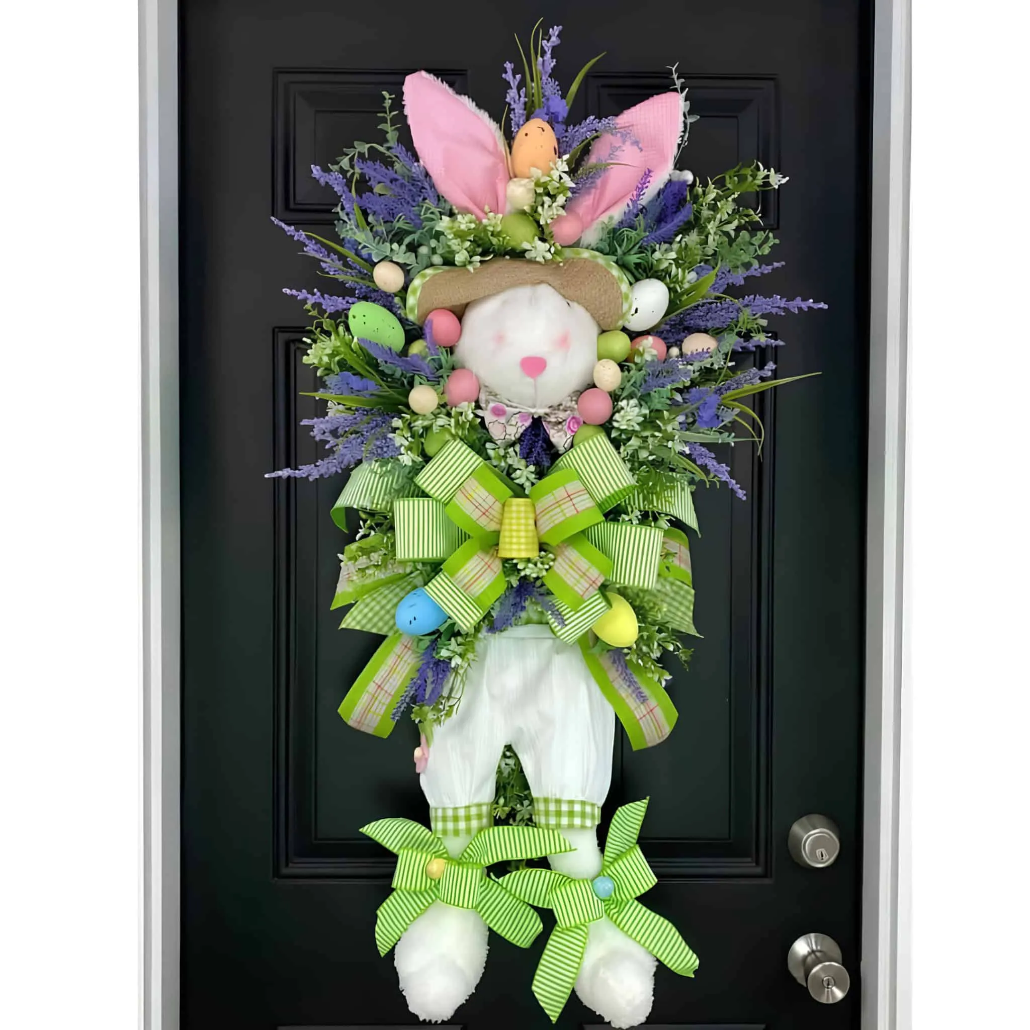 配有兔子和纱丝带的乡村木制标志，装饰有绿叶