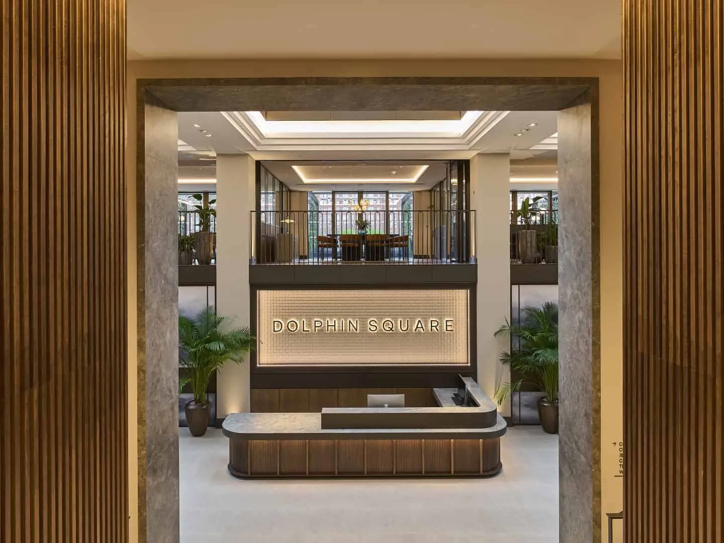 GRID Architects和Interiors打造的海豚广场：重新定义现代住宅的象征