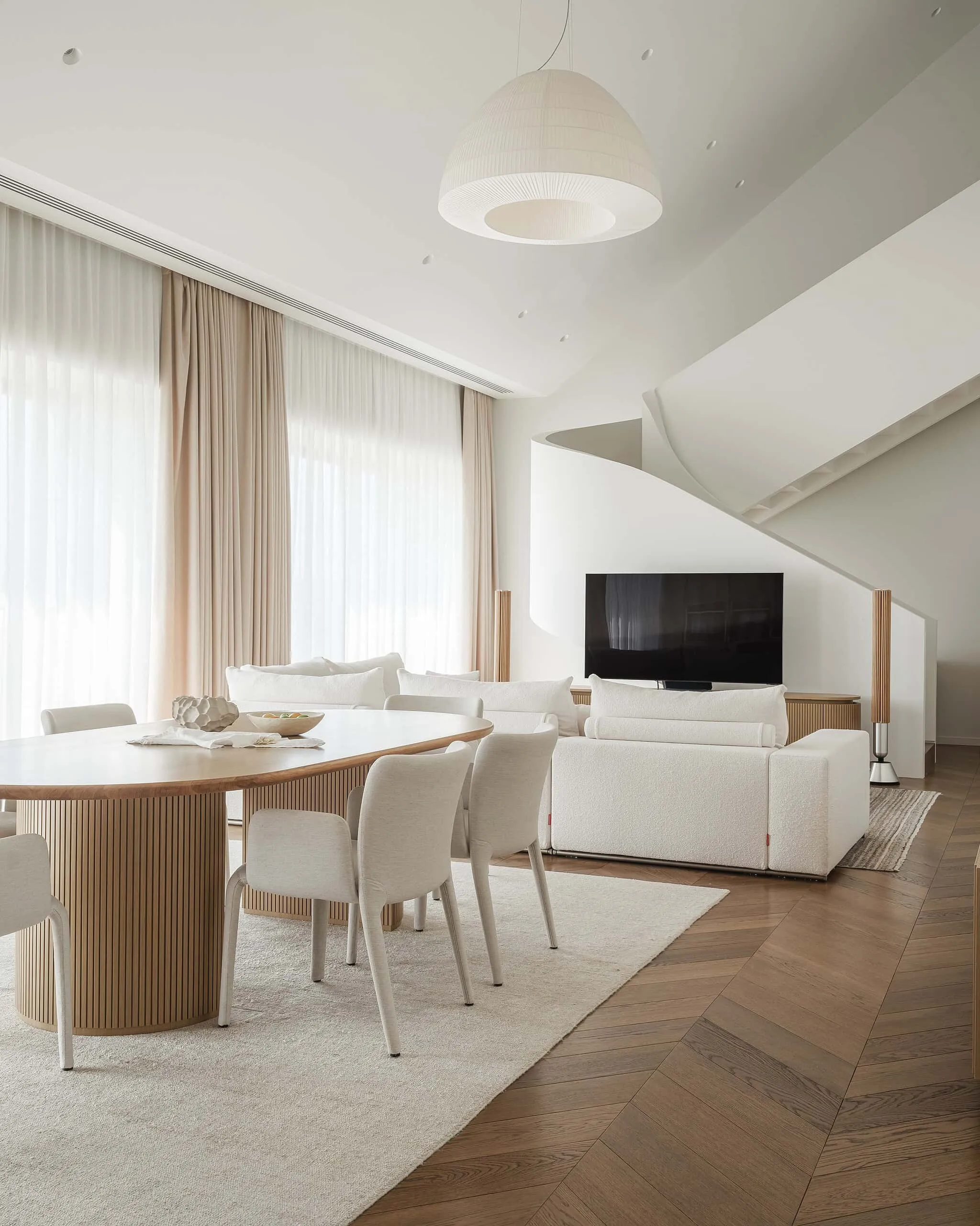 Penthouse in the Clouds Nain Residence by KNKO Architecture Studio — 240 m² Apartment in Moscow