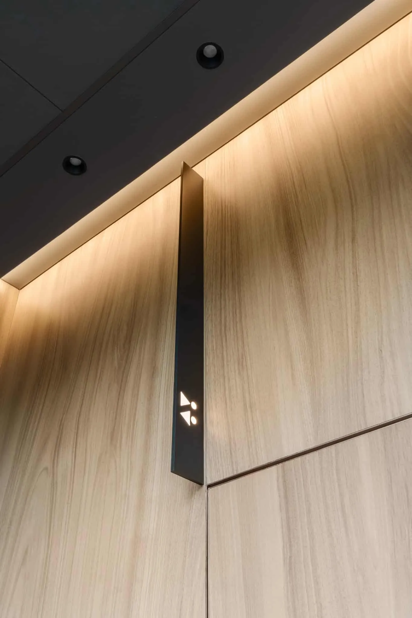 RIVER by VSA.studio, restroom sign detail, Moscow, Russia