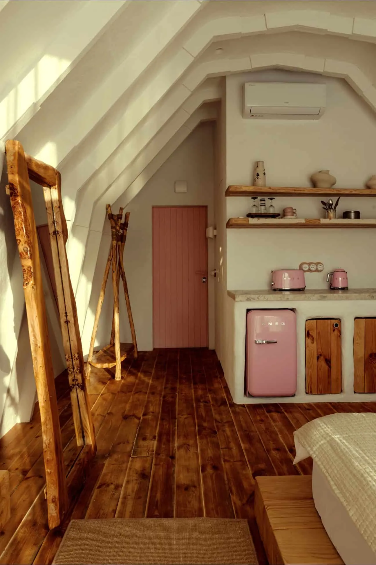 LH47 ARCH 摩尔多瓦走廊厨房角落视角