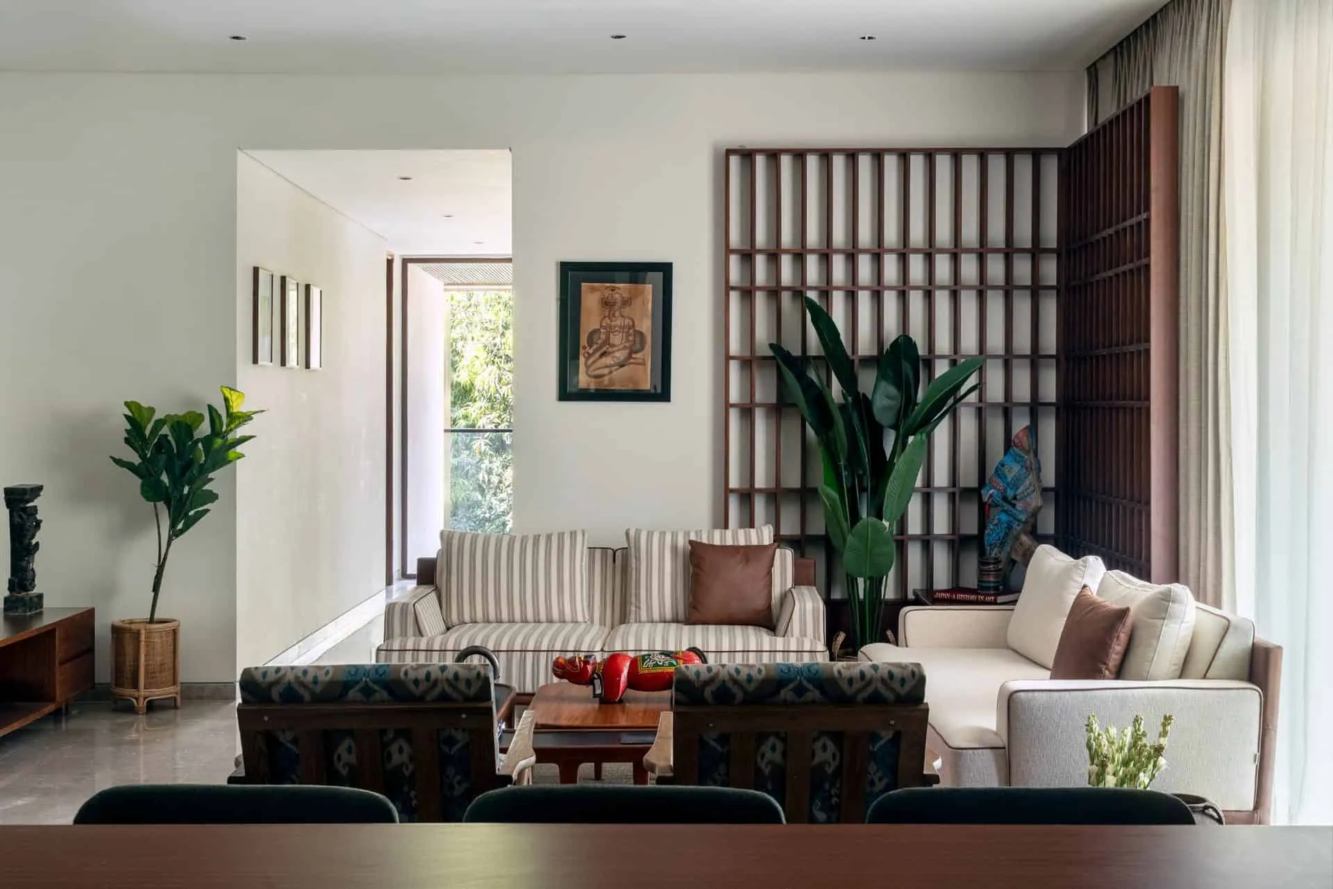 House Of Lines Boat Club – Sofas with Wooden Grid, Chennai