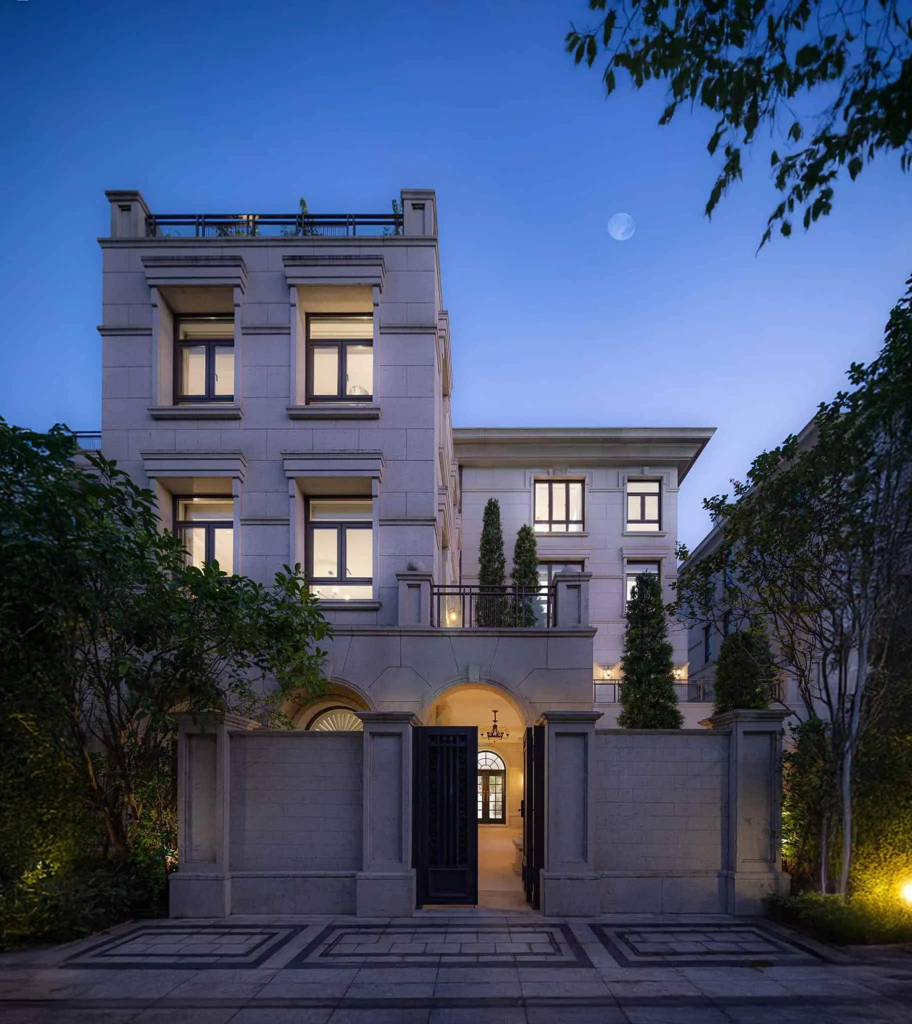 Crepuscule Manor 由 BDSD Boundless Design 设计 —— 东莞正面夜景