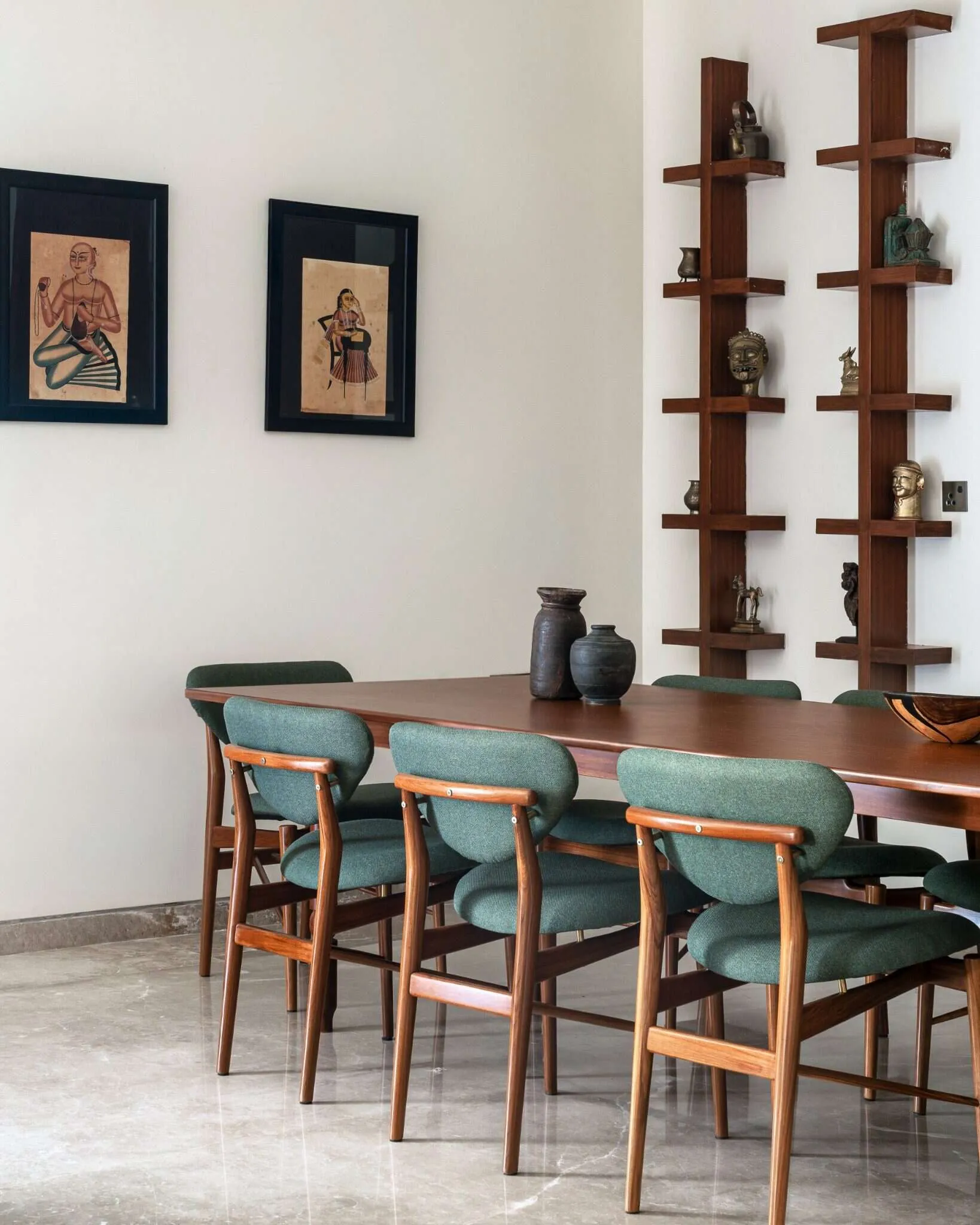 House Of Lines Boat Club – Dining Table Details with Vases, Chennai