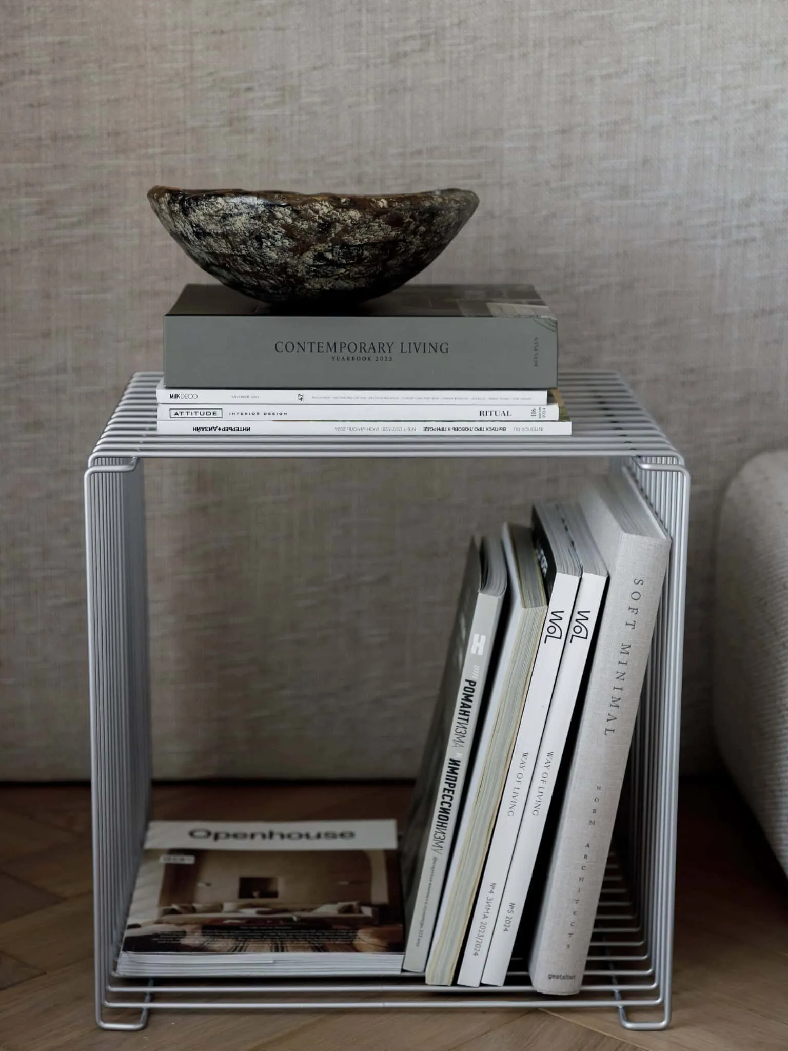 Lesoparkovy apartment — detail of lighting near the headboard, STARIKOVA.ARCHITECTS, Chelyabinsk